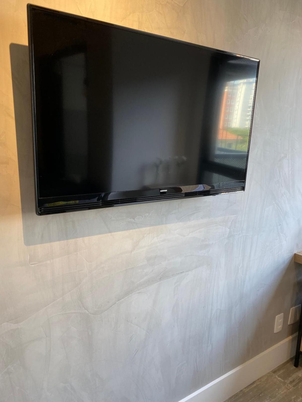 Moderno Em Predio Com Concierge Sao Paulo