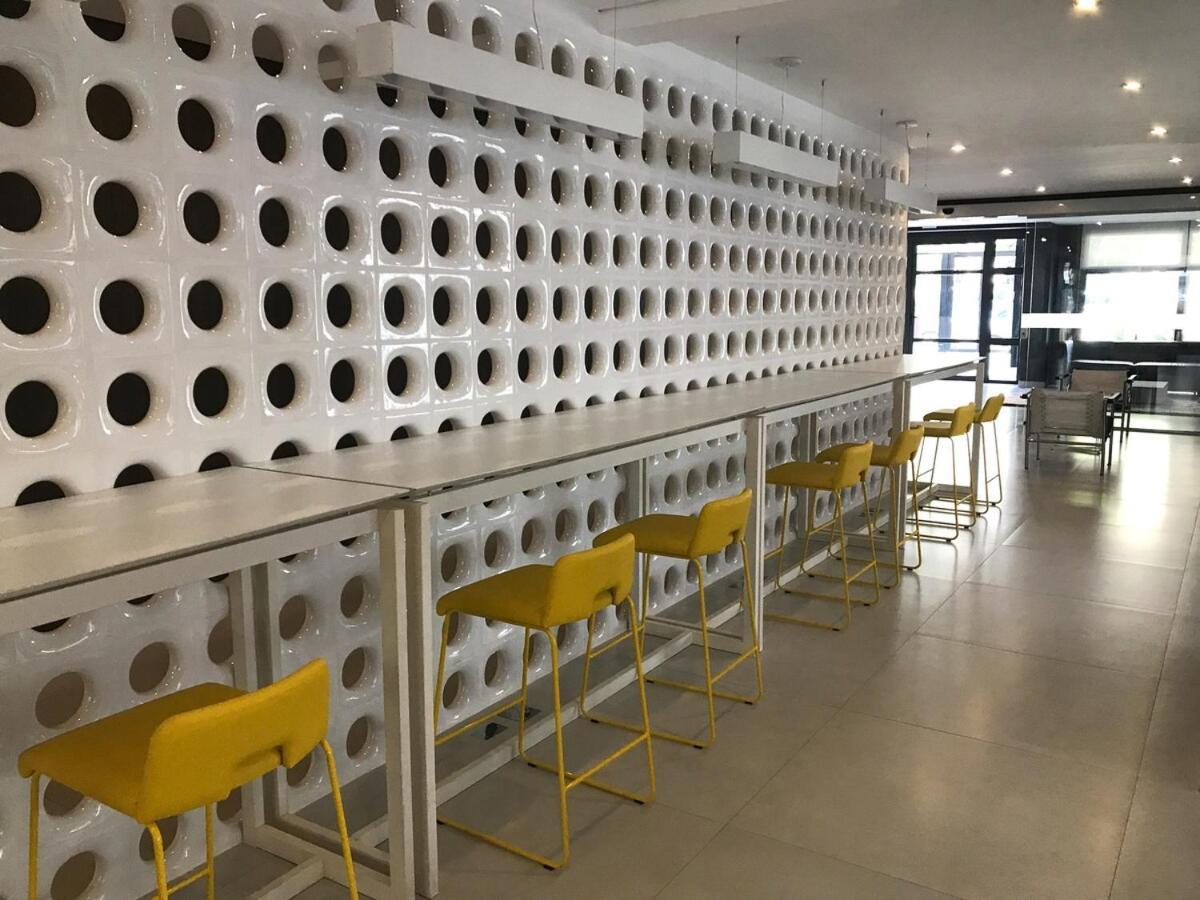Moderno Em Predio Com Concierge Sao Paulo